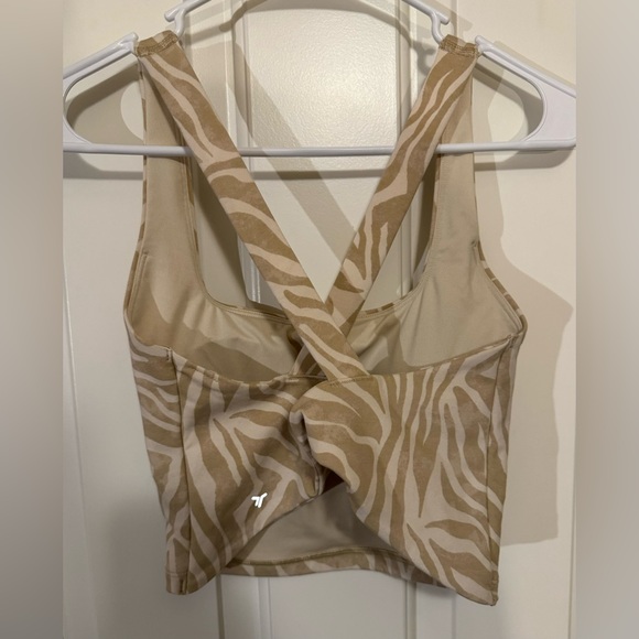 SOLD Old Navy Powerchill Cross-back Zebra Print Longline Sports Bra Small - Picture 3 of 3